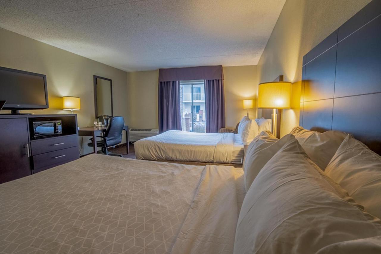 Holiday Inn Express Hotel & Suites Pittsburgh Airport By Ihg Робинсон-Тауншип Экстерьер фото