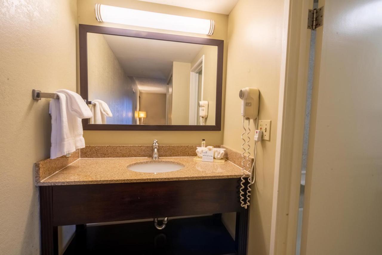 Holiday Inn Express Hotel & Suites Pittsburgh Airport By Ihg Робинсон-Тауншип Экстерьер фото