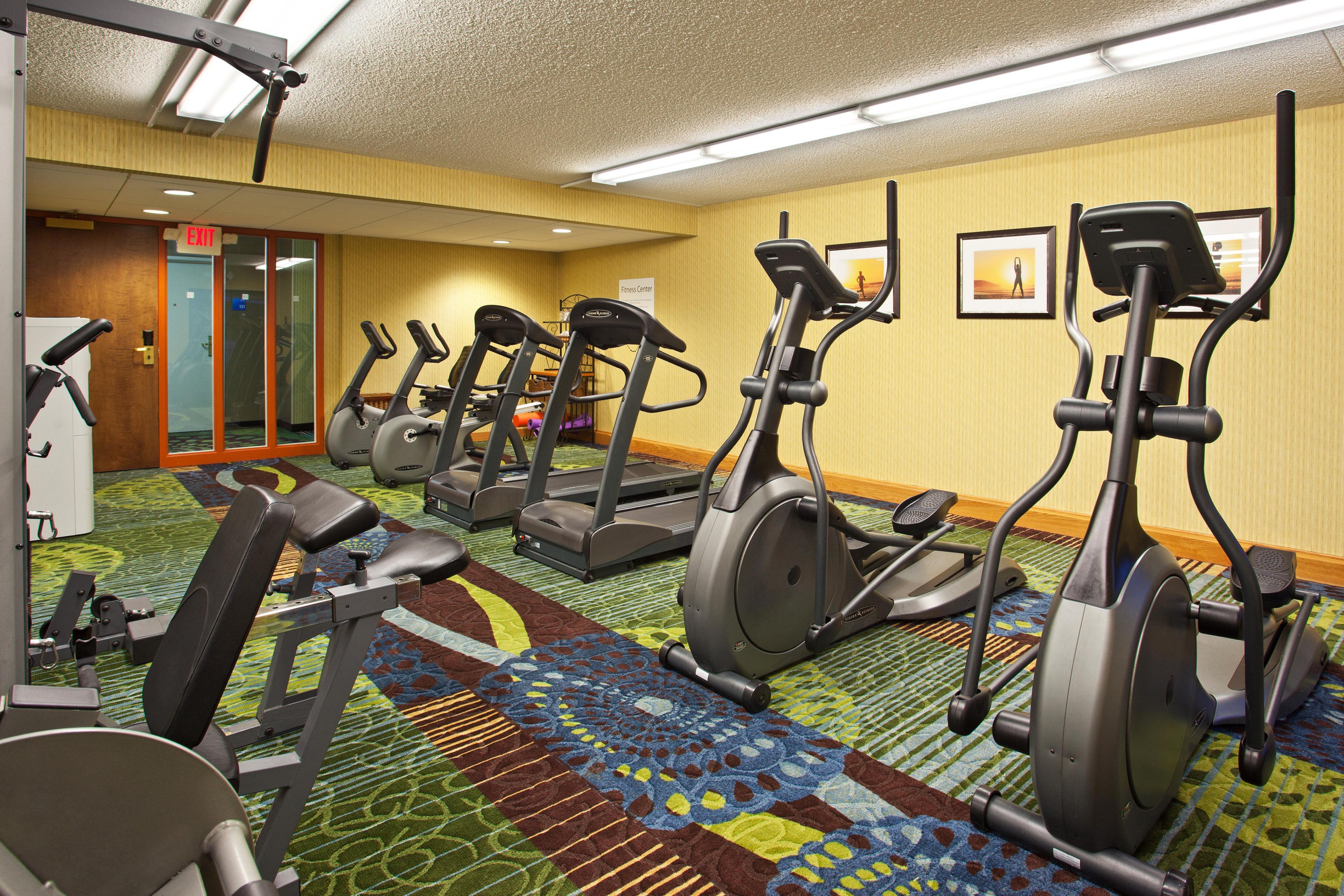 Holiday Inn Express Hotel & Suites Pittsburgh Airport By Ihg Робинсон-Тауншип Экстерьер фото