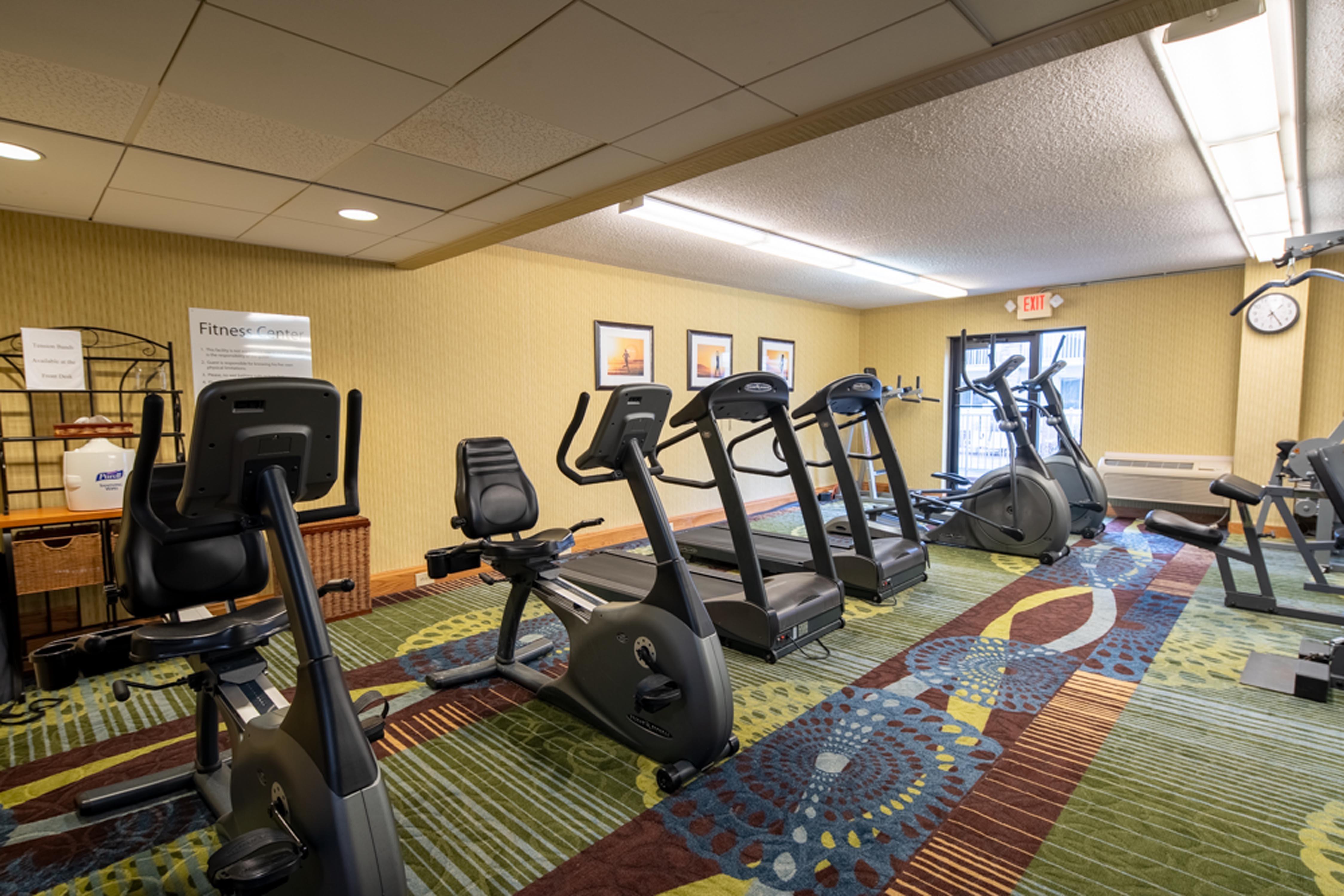 Holiday Inn Express Hotel & Suites Pittsburgh Airport By Ihg Робинсон-Тауншип Экстерьер фото